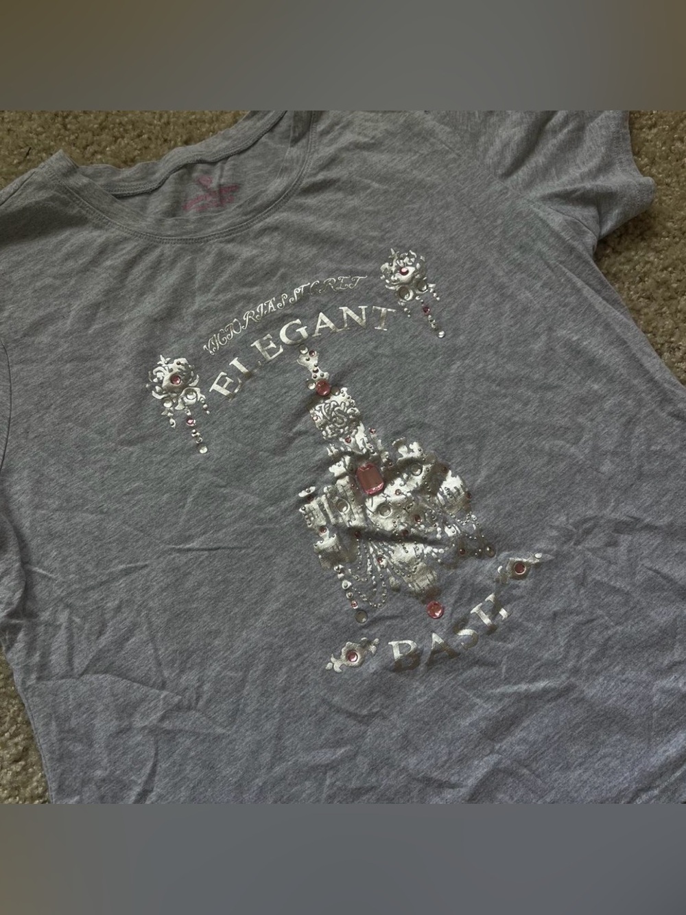 Victoria’s Secret grey tee shirt Elegant bash 
L